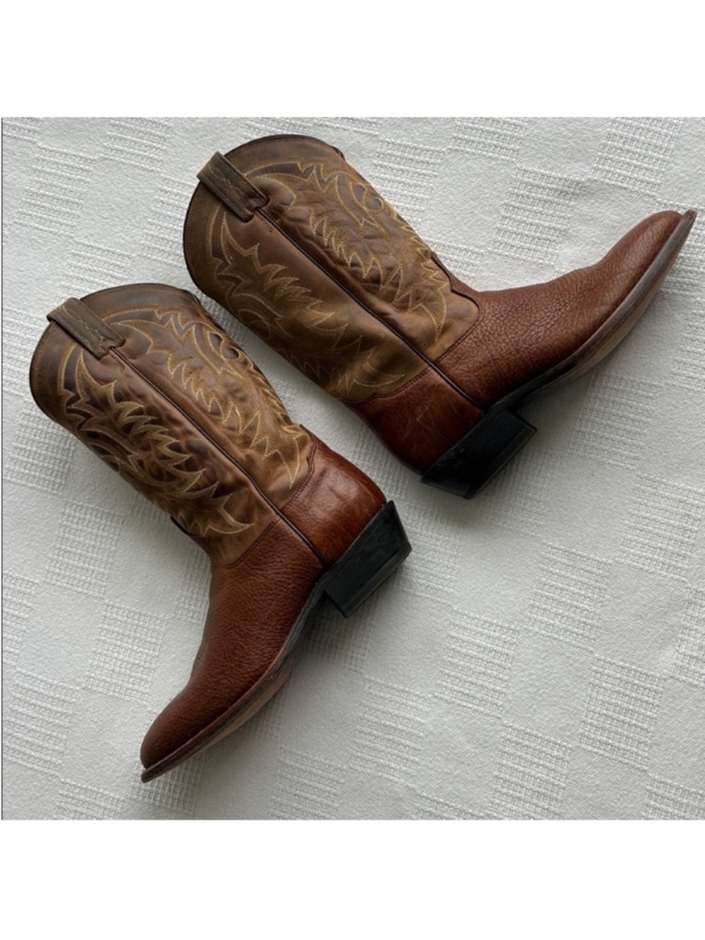 Tony Lama Cognac Leather Cowboy boots
Round toe
size 9.5 - Picture 4 of 10